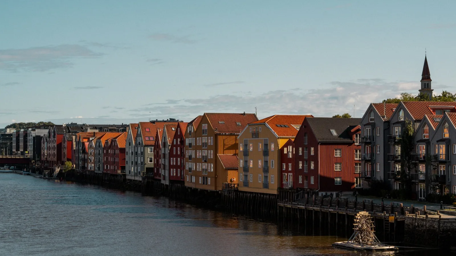 ️ Trondheim par saison : comment cela influence l'hébergement