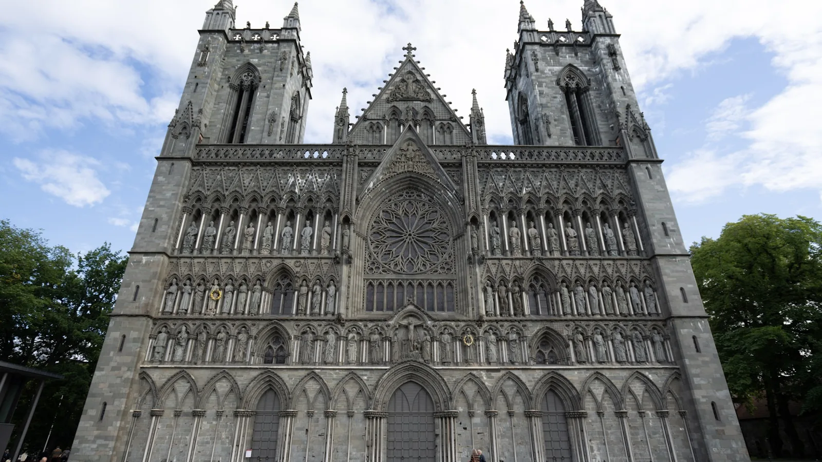 ️ La cathédrale de Nidaros : le cœur de Trondheim